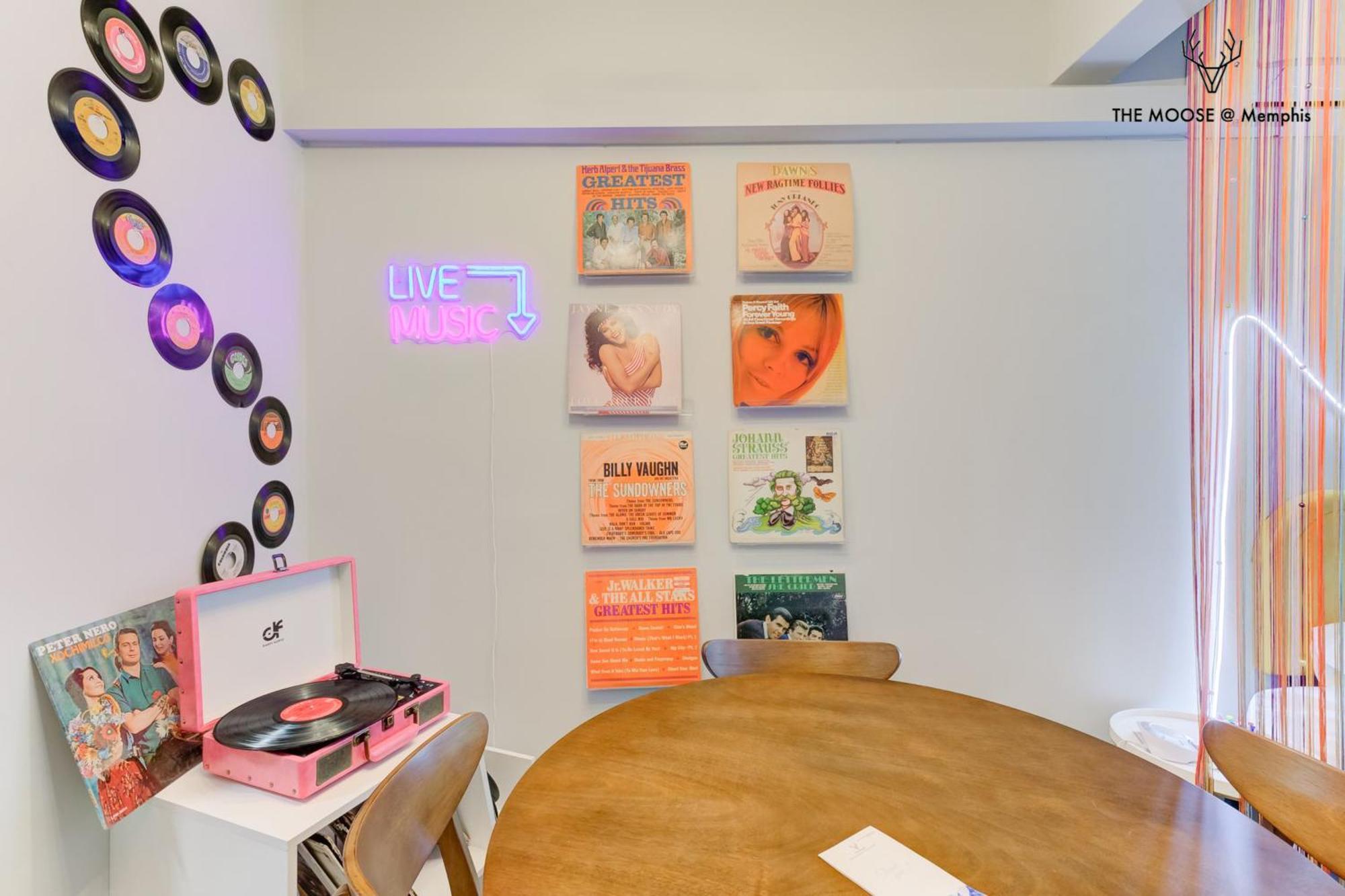 The Moose #10 - Stylish Loft With King Bed, Free Parking & Wi-Fi Apartamento Memphis Exterior foto