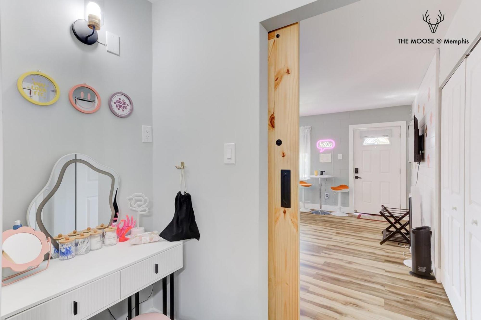 The Moose #10 - Stylish Loft With King Bed, Free Parking & Wi-Fi Apartamento Memphis Exterior foto